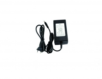 FUENTE 220V 8A